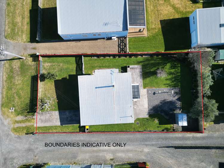 27 Roore Street Foxton Beach_17