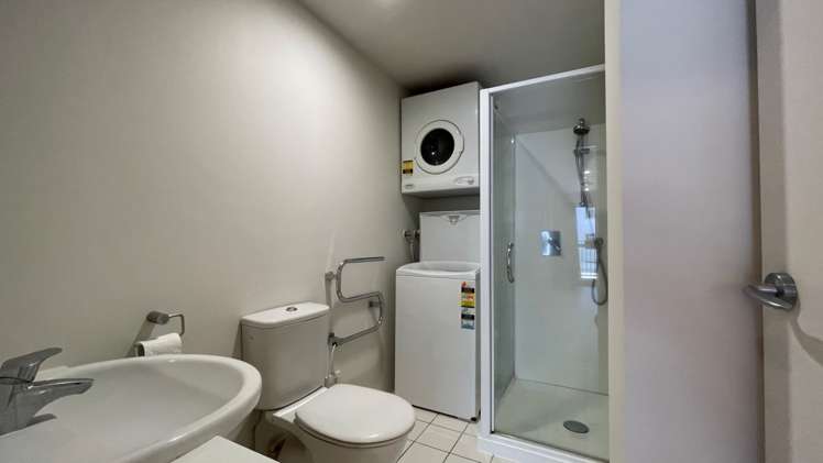 311/8 Ronayne Street 1761_7