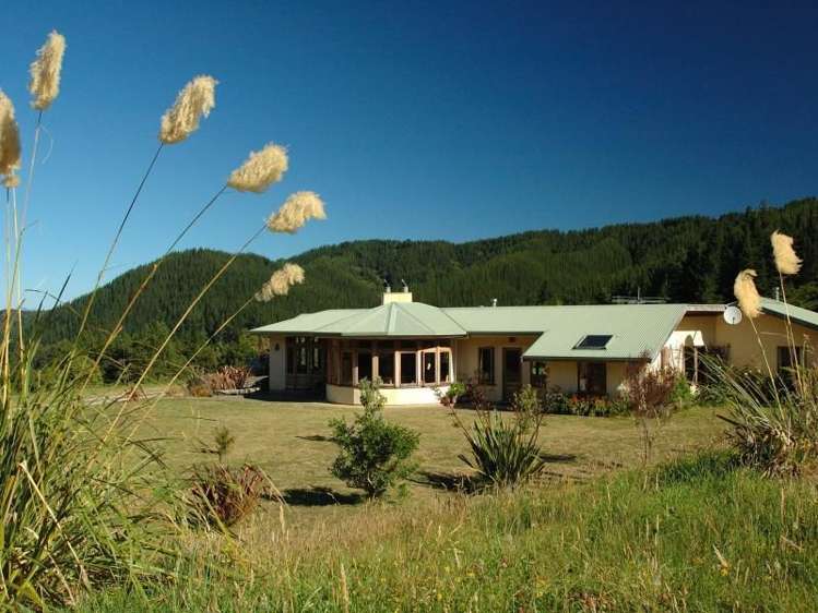 351 Harvey Road Marahau_4