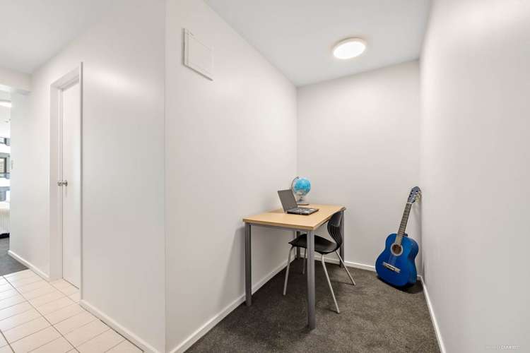 16A/3 Whitaker Place City Centre_4