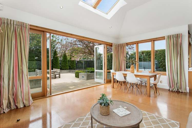 42 Heaton Street Merivale_2