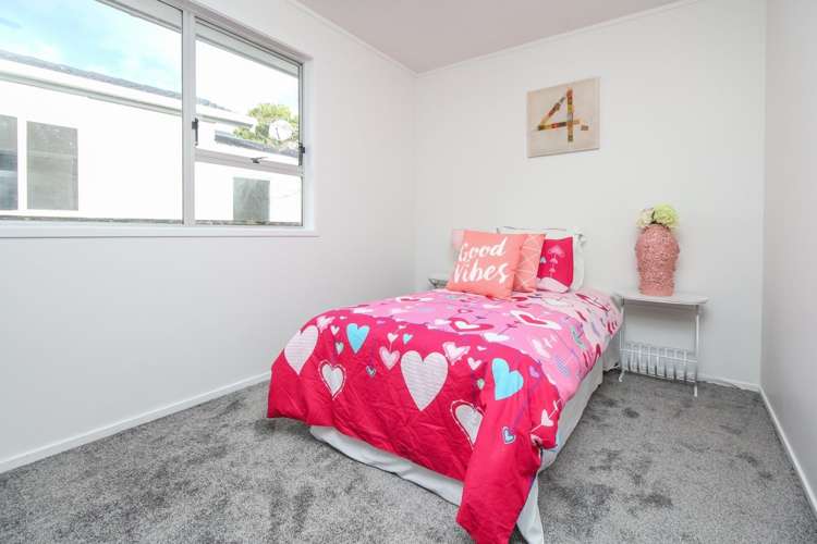 3 Surman Place Glen Eden_8