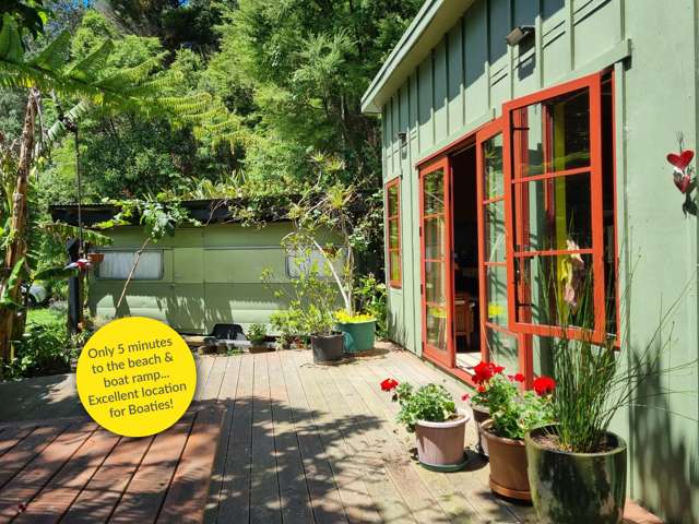 A mere five minute walk to the beach!