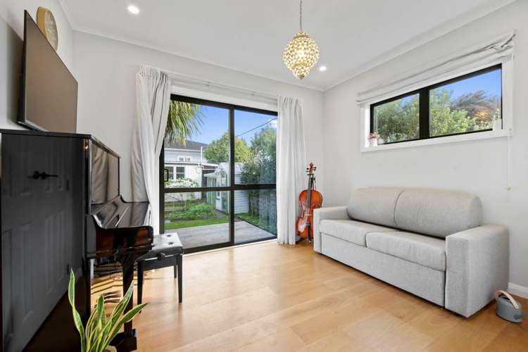 18 Martin Avenue Mount Albert_10