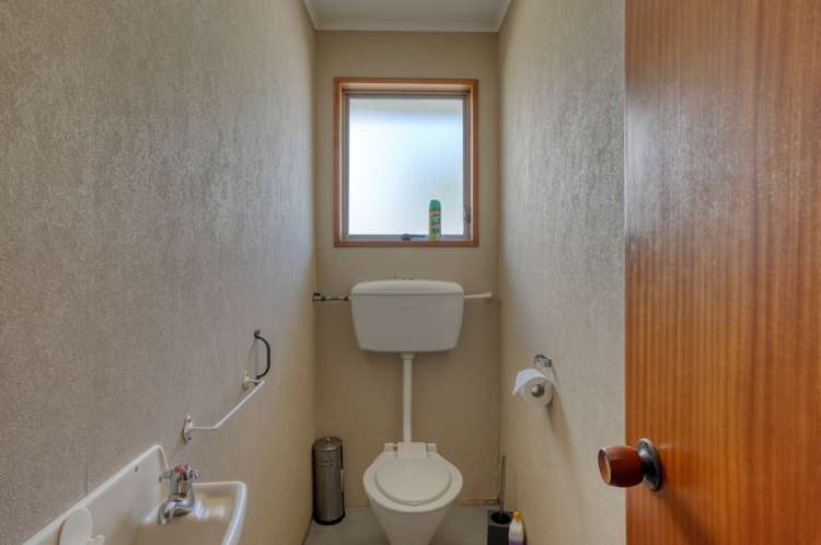 12 Stafford Street Hokitika_16