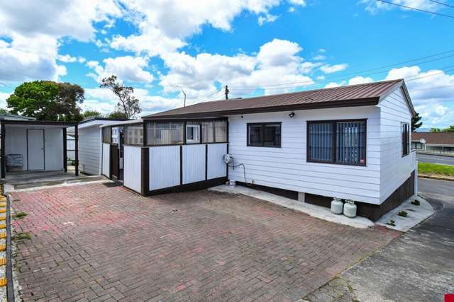 2/86 Alfriston Road Manurewa_1