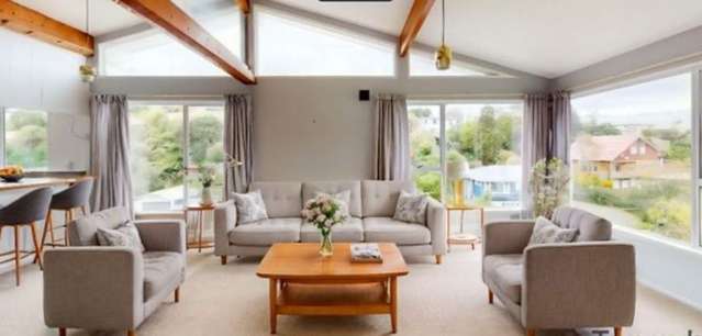 Charming 3BR Home in Tawa, Wellington