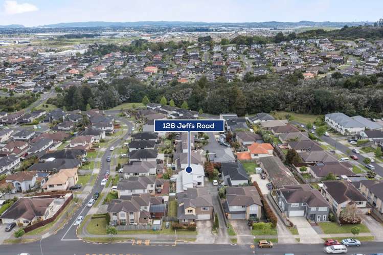 126 Jeffs Road Flat Bush_30