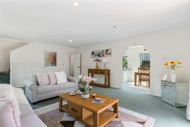 2/12 Sorrel Crescent Bucklands Beach_1