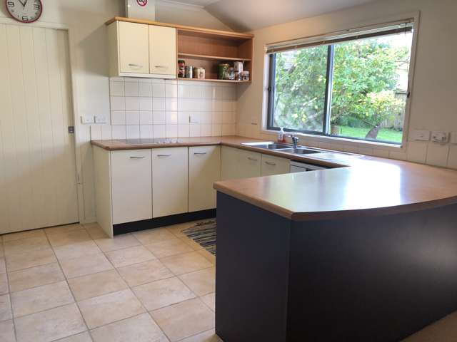 1 Devana Court Torbay_3