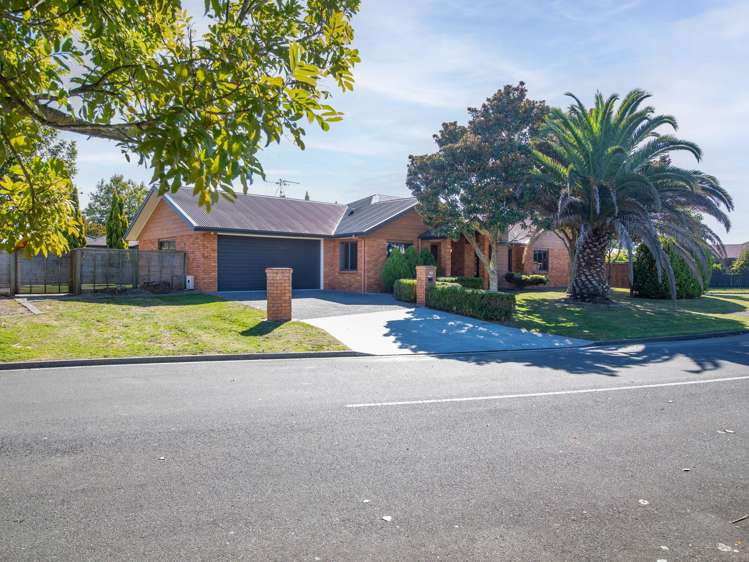 2 Shiraz Place Rototuna_4