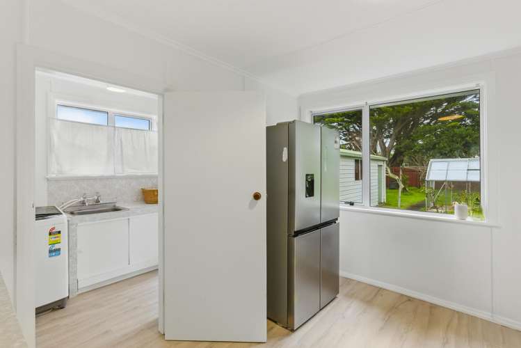 96 Main Road Titahi Bay_8