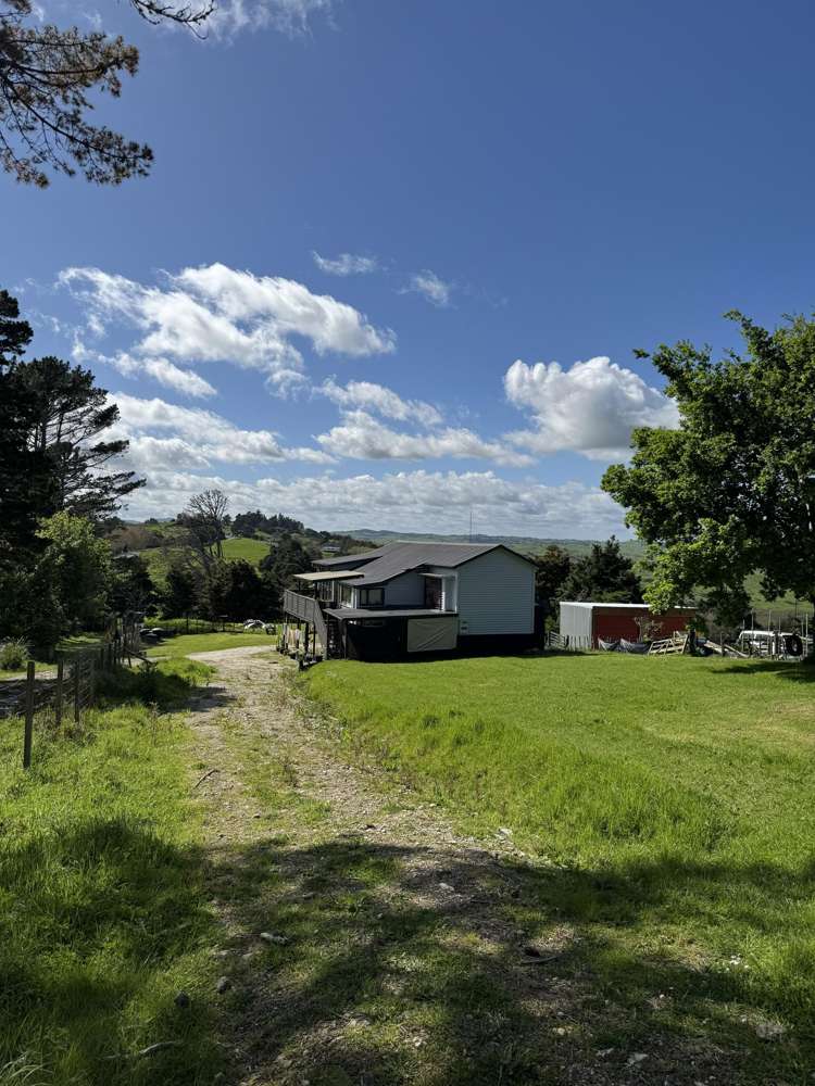 43 The Pines Road Paparoa_0