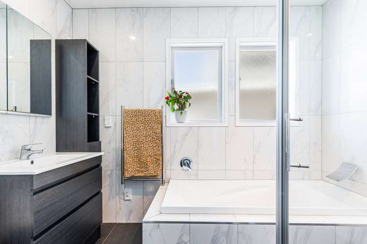 63 Stottholm Road Titirangi_18