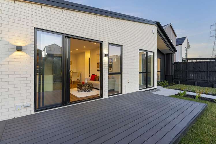 6 Papai Lane Massey_19