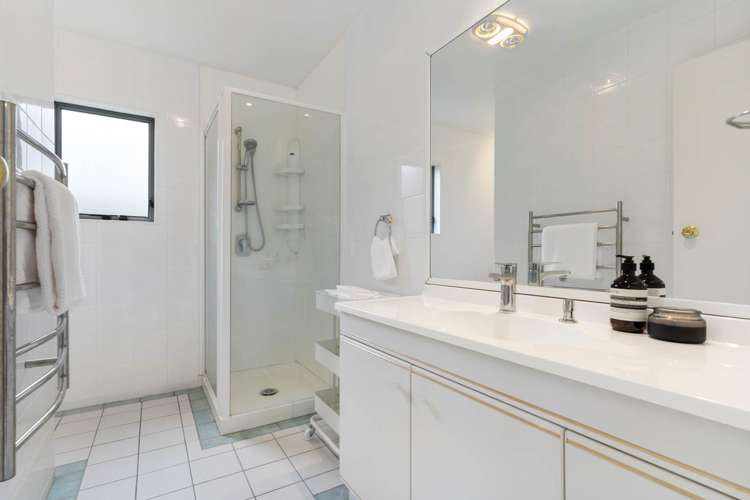 2/116 Riddell Road Glendowie_11