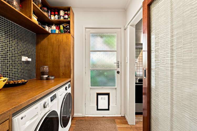 63 Montreal Grove Kingston_7
