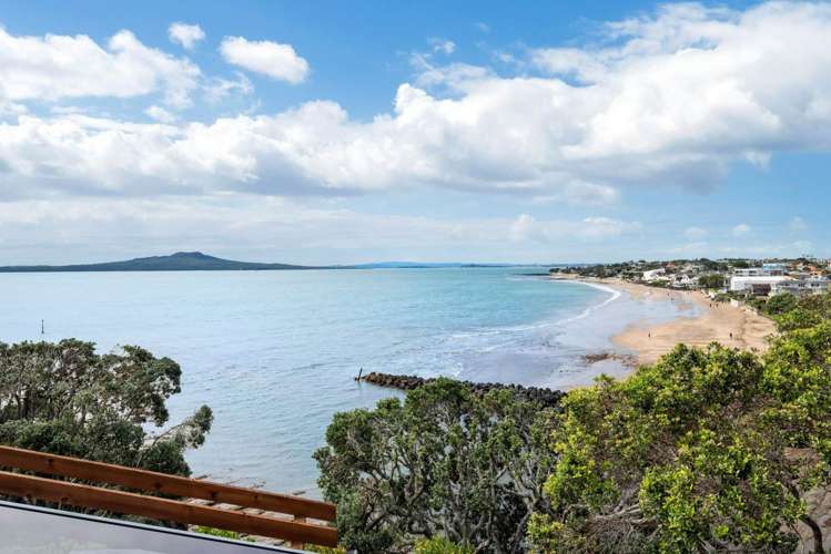 1 Beach Road Castor Bay_27