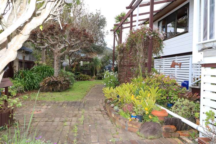 417 Fergusson Drive Thames_15