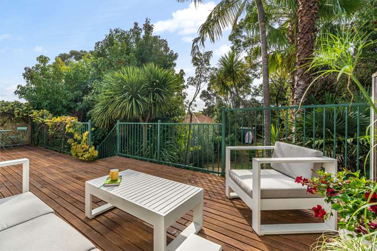 32 Hastings Parade Devonport_10