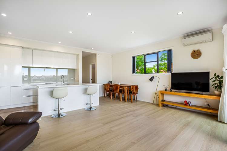 4 Frances Bryers Road Hobsonville_7