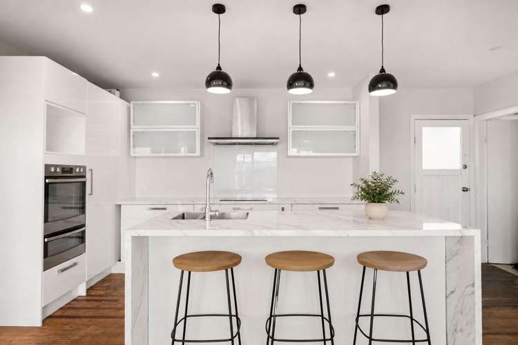 187 Buckley Road_3