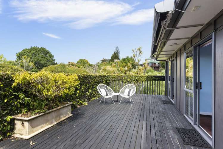 61A Fairmount Road Titirangi_26