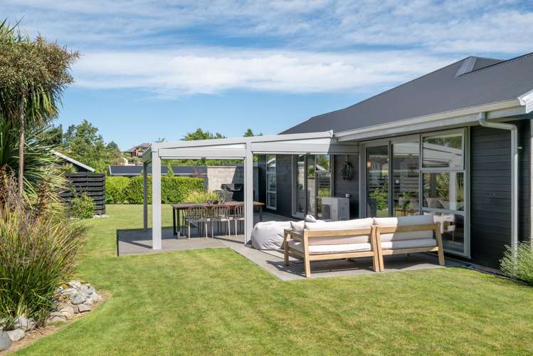 5 Avignon Place Fairhall_42