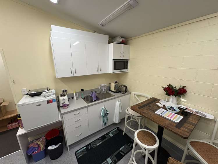 106-108 Heretaunga Street Hastings_7
