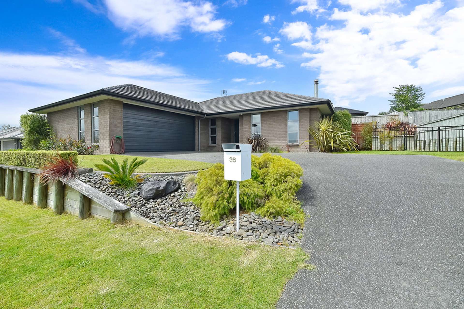 36 Mortlake Heights Pyes Pa_0