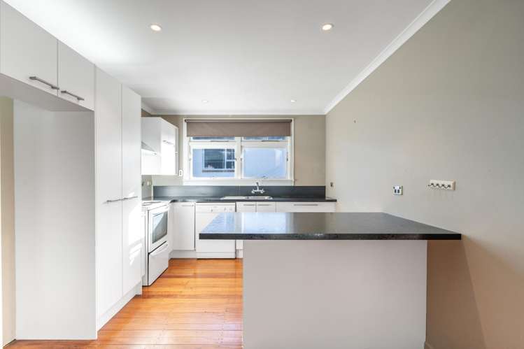 61 Anglem Street_3