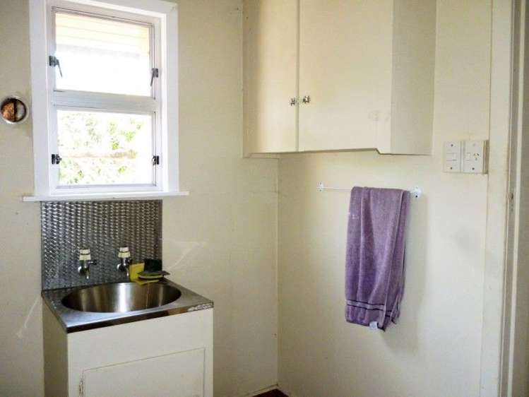 20 Gisborne Terrace Opunake_13