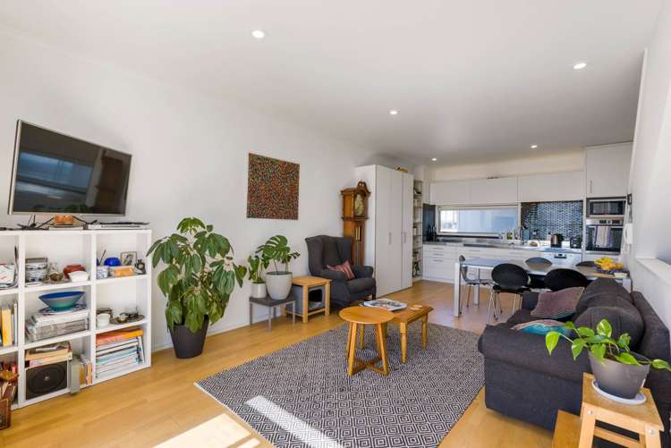 25A George Street Mt Eden_3