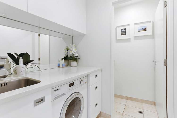 3g/175 Hurstmere Road Takapuna_14