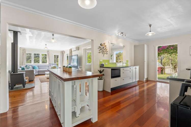 42 Mountain Road Henderson Valley_5