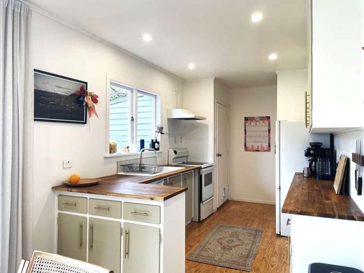 1/705 Beach Road Browns Bay_10