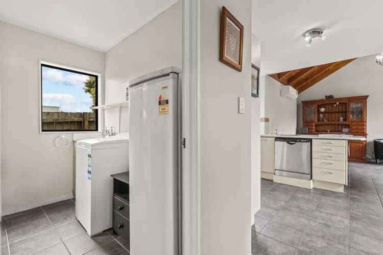 102 Rhinevale Close Henderson_12