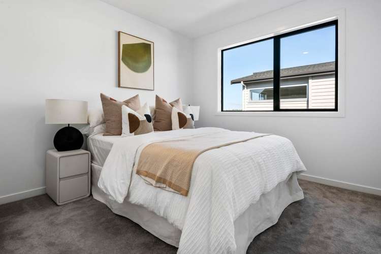 24 Bearing Parade Long Bay_22