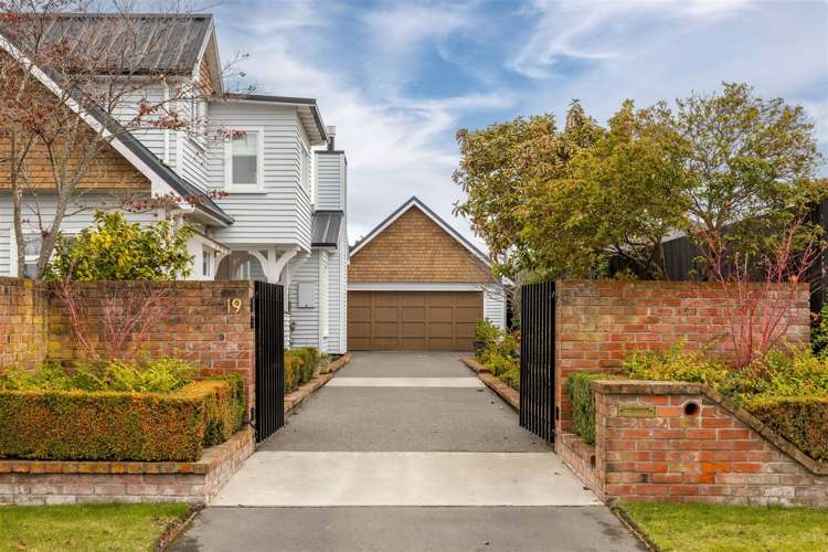 19 Brenchley Avenue Strowan_30