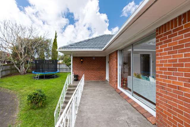 1 Chatsworth Crescent Pakuranga Heights_3