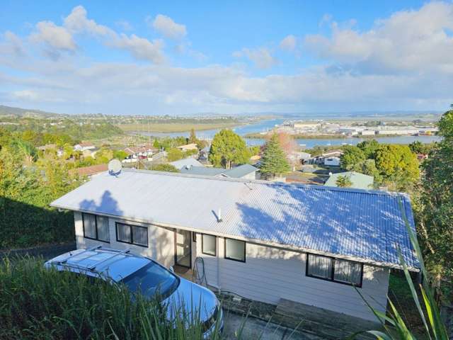 35B Eureka Place Parahaki_2