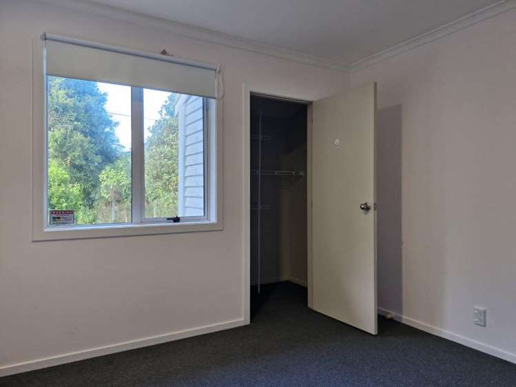 111 Glenpark Ave 2157_11