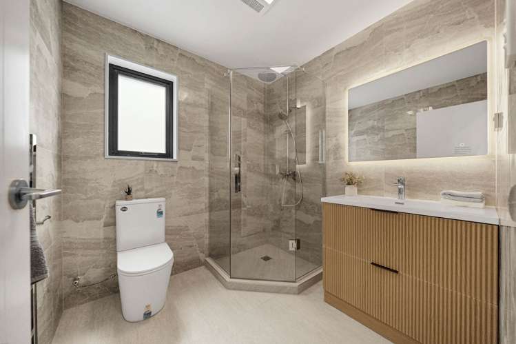Lots 1-5/64 Leybourne Circle Glen Innes_14