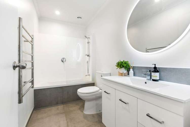 25 Whareatua Avenue Takanini_12