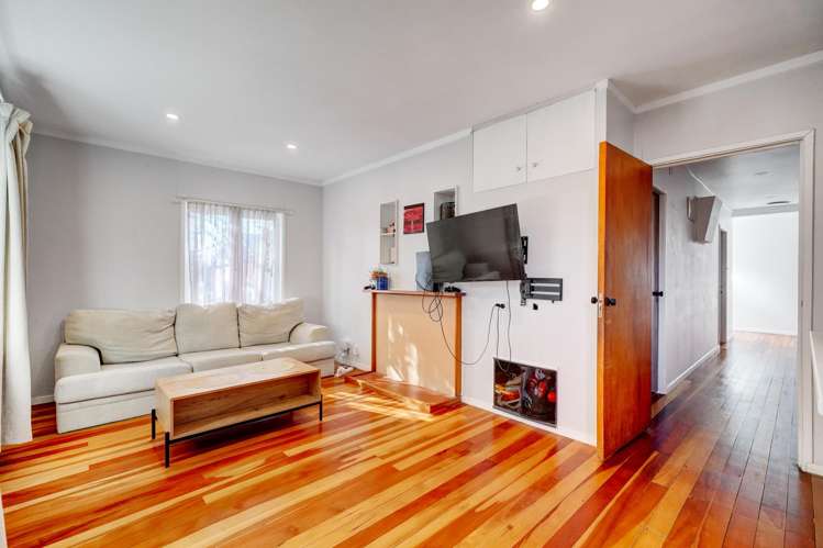58 Freeland Avenue Mount Roskill_9