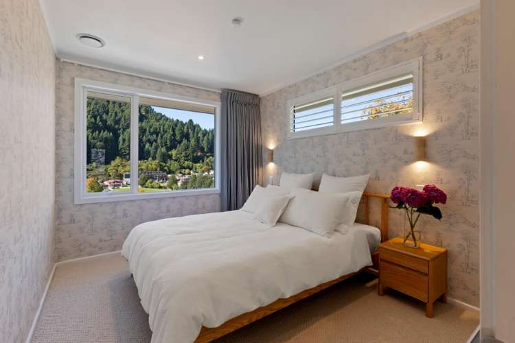 54 Huff Street Queenstown_21
