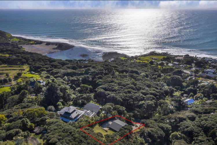 33 Whaanga Road Raglan_15