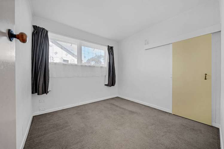 125 Portage Road New Lynn_25