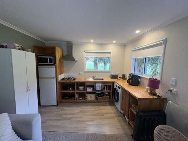 Unit/1127 Hinakura Road Martinborough_3