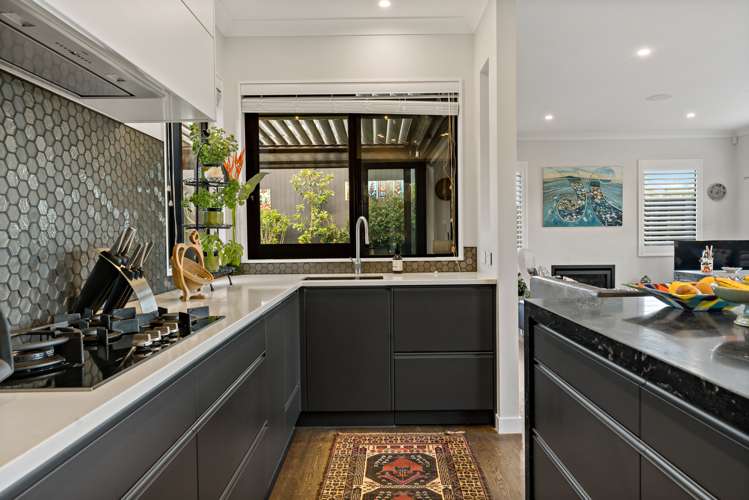 56 Bomb Point Drive Hobsonville_6